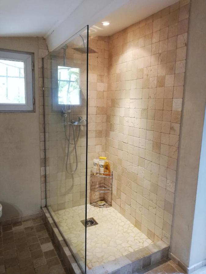 Appartement Petit Loft Sur La Cote D'Azur à Grasse Extérieur photo