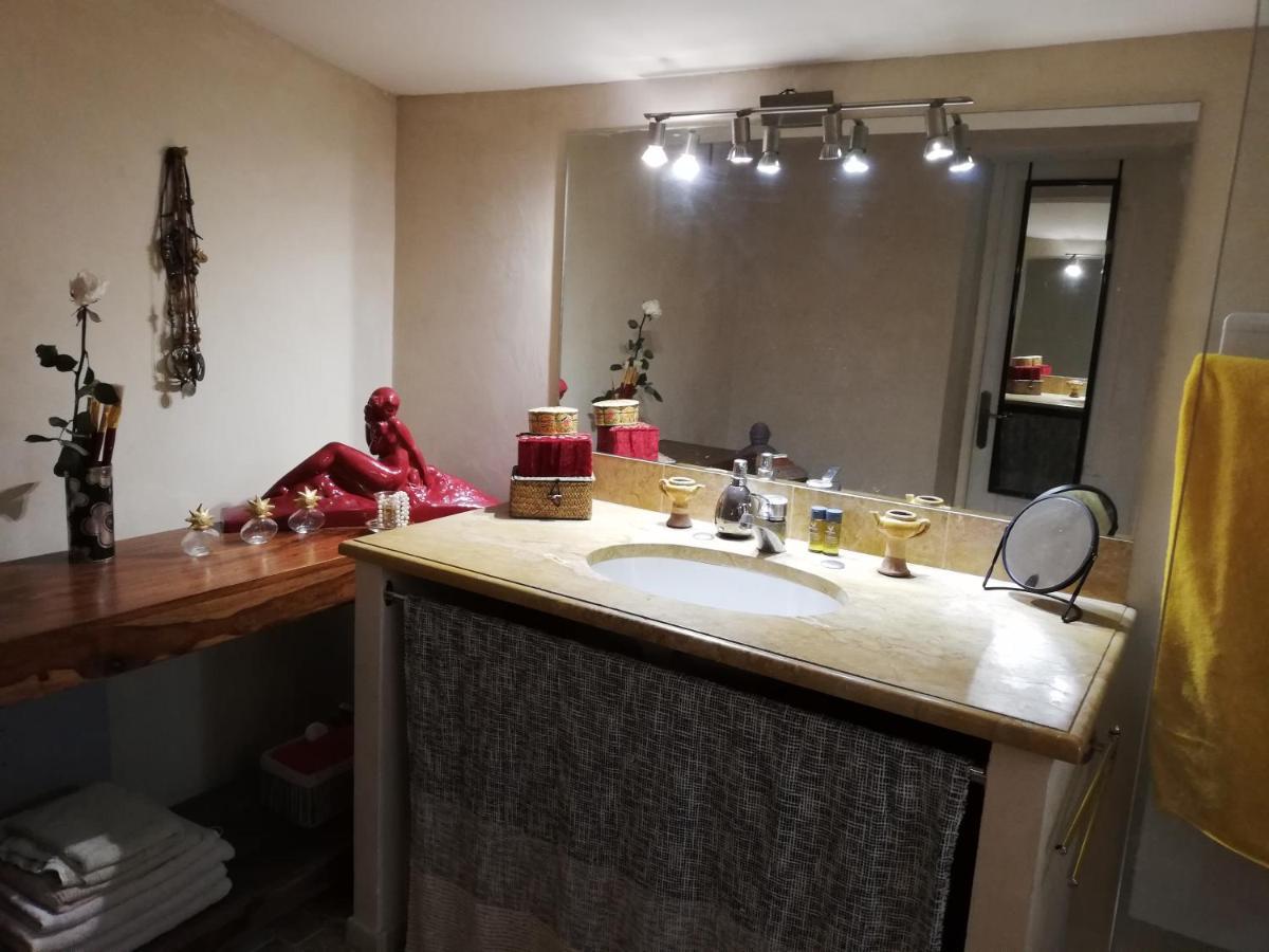 Appartement Petit Loft Sur La Cote D'Azur à Grasse Extérieur photo
