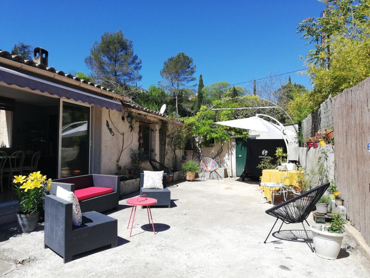 Appartement Petit Loft Sur La Cote D'Azur à Grasse Extérieur photo